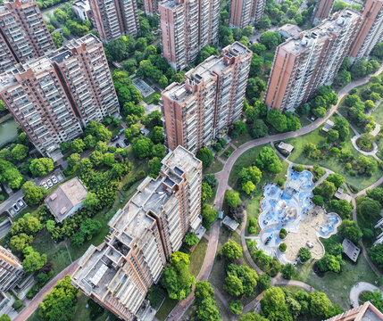 小区内景