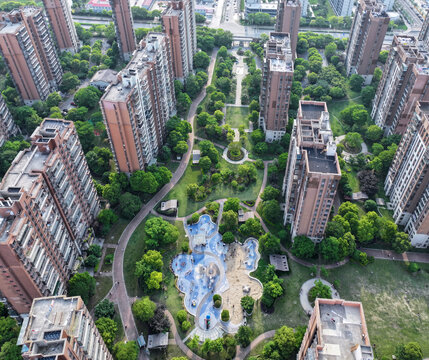 小区内景