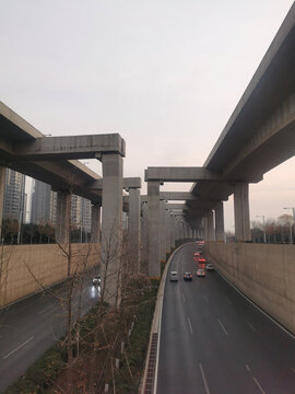 城市高架桥