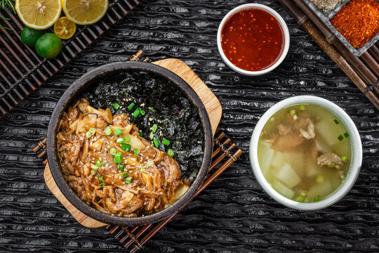 蘑菇烤肉拌饭