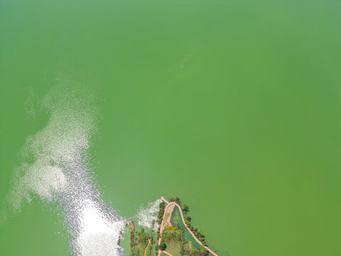 航拍昆明滇池捞鱼河湿地公园景观