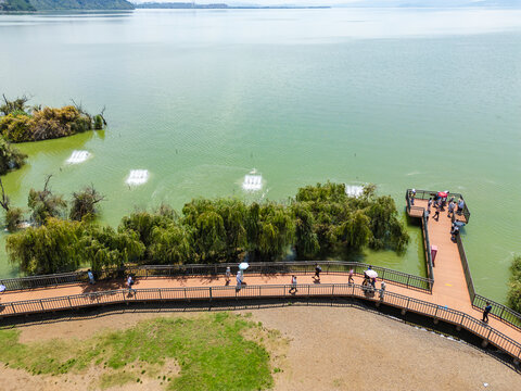 航拍昆明滇池捞鱼河湿地公园景观