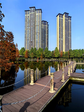 湖景高层洋房