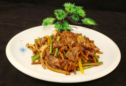 茶树菇炒牛肉