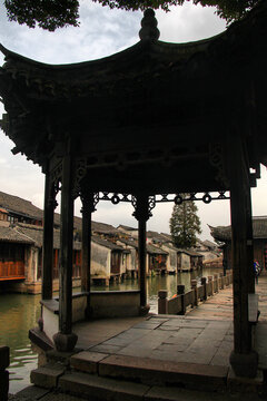 乌镇东栅水乡亭子