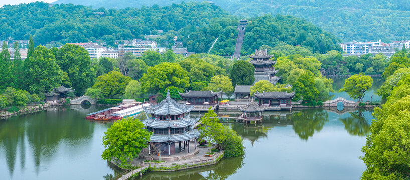 航拍浙江省台州市临海市东湖景区