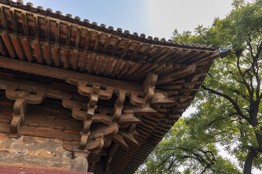 山西五代十国古建筑斗拱镇国寺