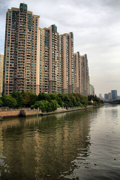 上海苏州河畔