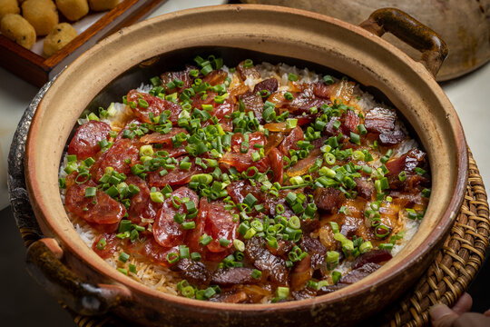 腊味煲仔饭