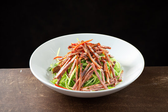 黄瓜拌牛肉丝