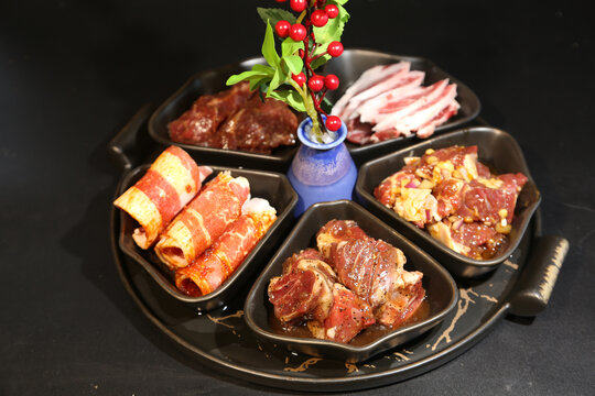 烤肉拼盘