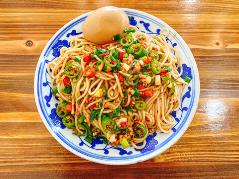 爆辣炒粉美食