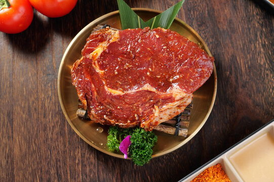 黑椒眼肉牛排