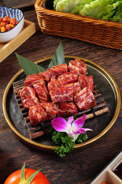 雪花黑椒牛肉粒