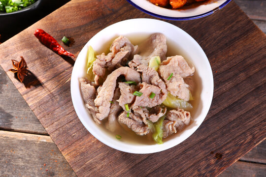 跷脚牛肉