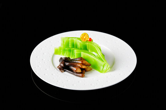 青笋配鸡枞菌