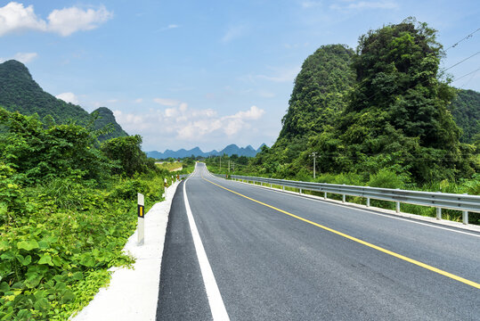 山区公路