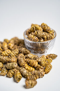 饱满的优质铁皮石斛干货