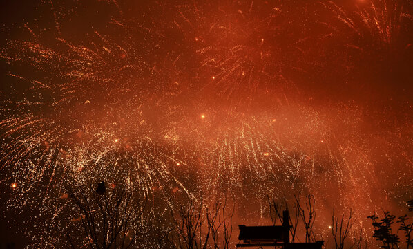 绚烂烟花