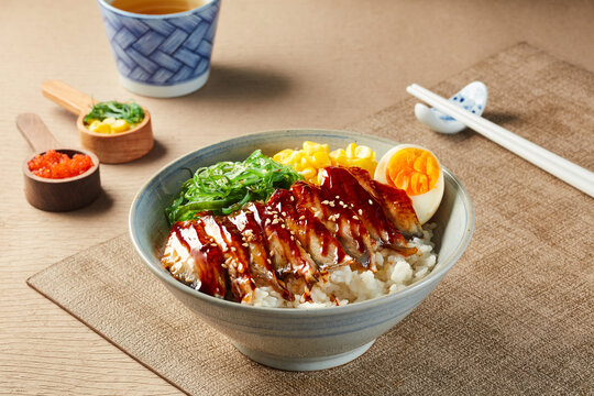 日式蒲烧鳗鱼饭