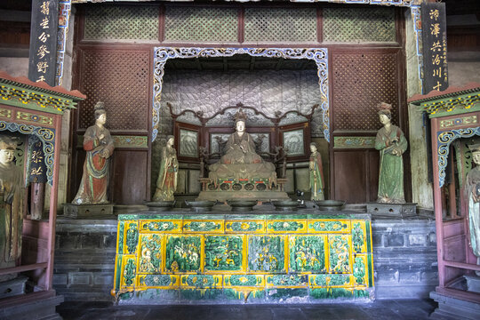 山西太原晋祠圣母殿内景