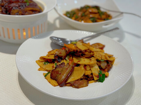 冬笋炒腊肉