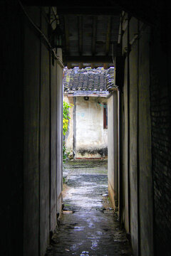 江南烟雨陋巷