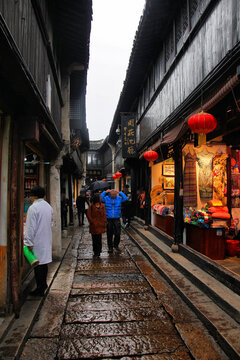 周庄水乡街巷石板路