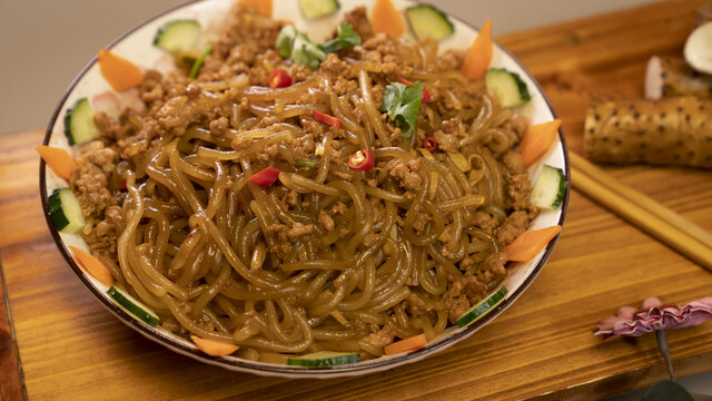 肉末粉条