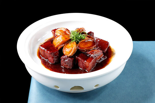 红烧肉炖鲍鱼