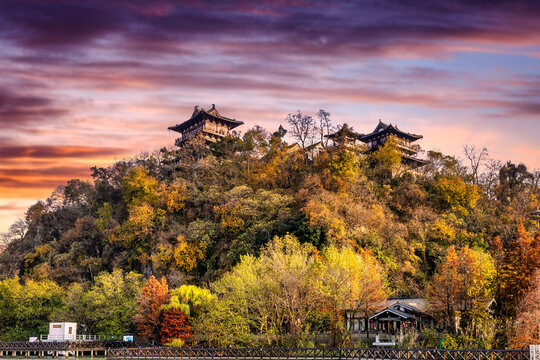 江苏省镇江北固山风景区的秋天风光