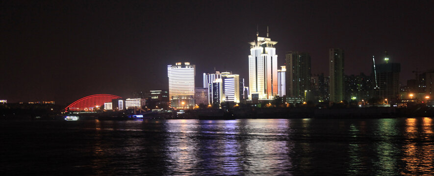武汉长江夜景