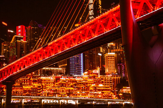 重庆洪崖洞与千厮门大桥夜景