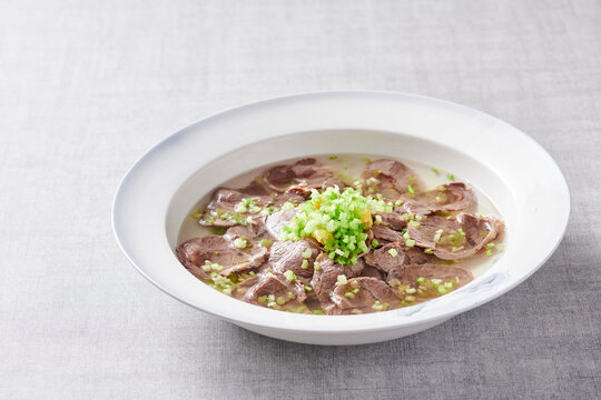 泉水牛肉