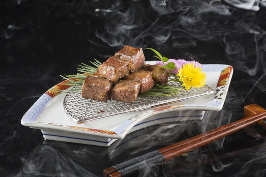 铁板牛肉粒