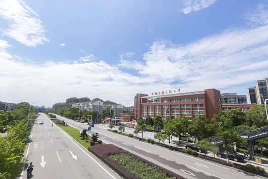 杨守敬小学