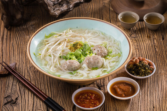 牛肉丸汤粿条