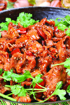干锅小牛肉