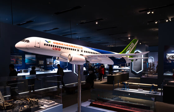 C919大飞机模型