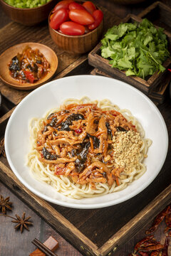鱼香肉丝面