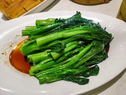 白灼菜心