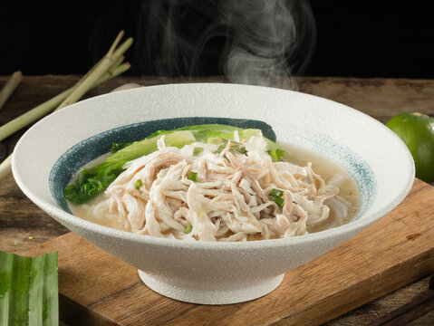 鸡丝汤粉