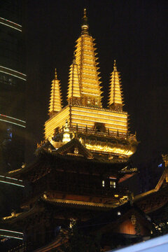 静安寺佛塔夜景