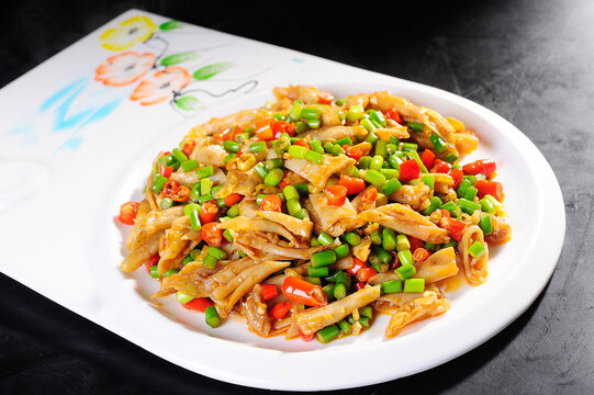 酸辣鹅肠