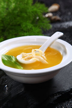 翅汤鱼肚
