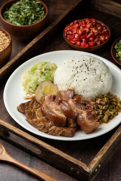 肘子饭