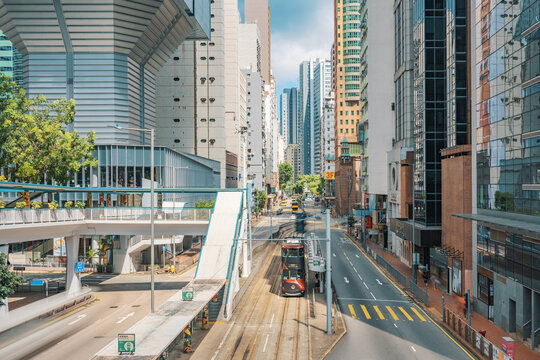 中国香港叮叮车公共交通车站站台