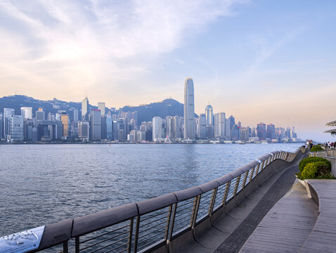 香港