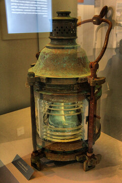沿海用300毫米煤油灯器