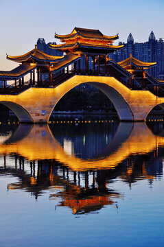 金山湖公园夜景